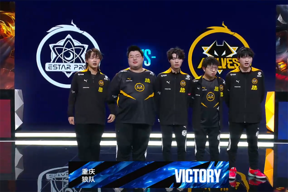 中期小送无碍大局 Leyan佛耶戈再度超神 Leyan队击败Puff队